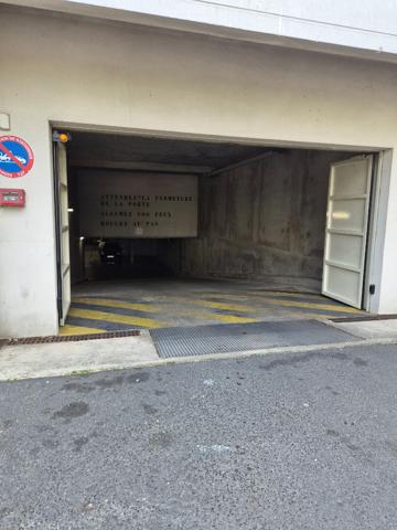 Garage Villeneuve La Garenne 1 pièce(s) 3 m2