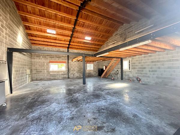 Maison d'architecte située à 25 min de La Rochelle 493 000 € **  - Référence  FBD725