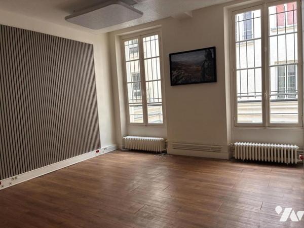 OPPORTUNITÉ RARE – BUREAUX DE PRESTIGE ENTRE CONCORDE ET MADELEINE