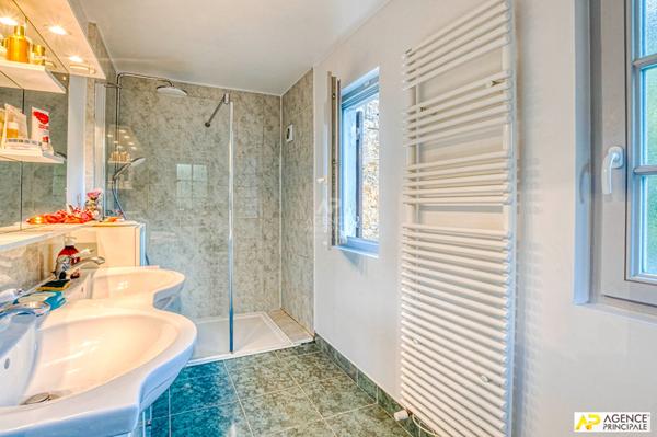 Versailles Clagny maison de ville 5 pièces 110.37 m² au sol avec parking €749 000 ** - Référence 25400