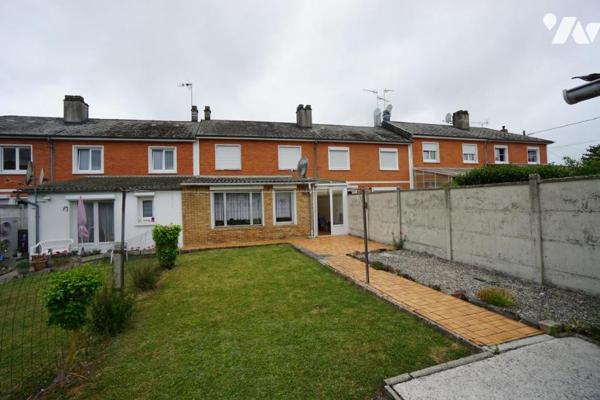 ALBERT, pavillon de type 4 avec garage et jardin