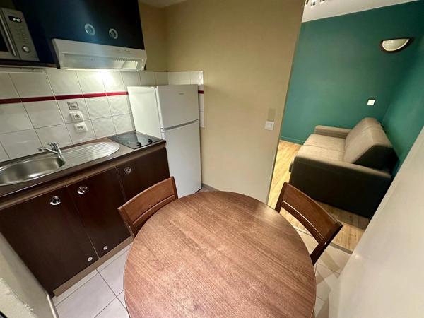 Vente                                                      Appartement
                        
                     2 pièces                      29 m2                     à Nice