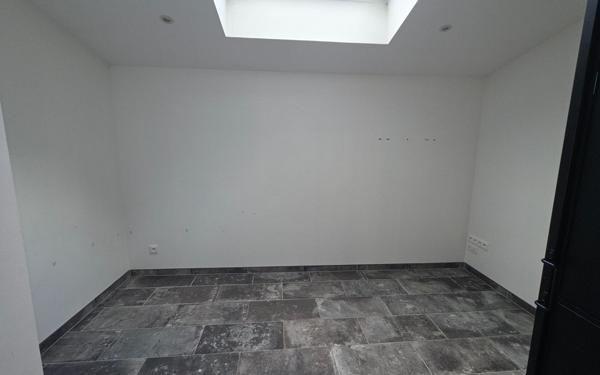 Appartement à vendre    3 pièces •  Vaujours