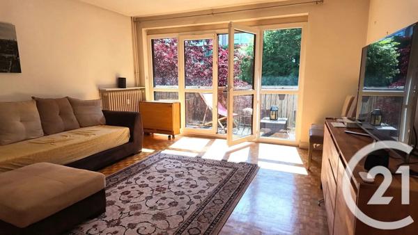 Appartement F3 à vendre  3 pièces - 64,90 m 2   VILLEMOMBLE  - 93