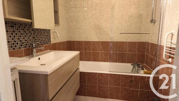 Appartement F3 à vendre  3 pièces - 64,90 m 2   VILLEMOMBLE  - 93