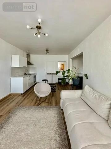 Achat - Appartement Angers 49100 2 pièces 56 m 2 358 m 2