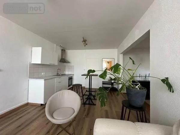 Achat - Appartement Angers 49100 2 pièces 56 m 2 358 m 2
