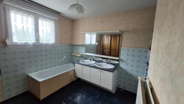 Achat - Maison Arras 62000 6 pièces 370 m 2 2009 m 2