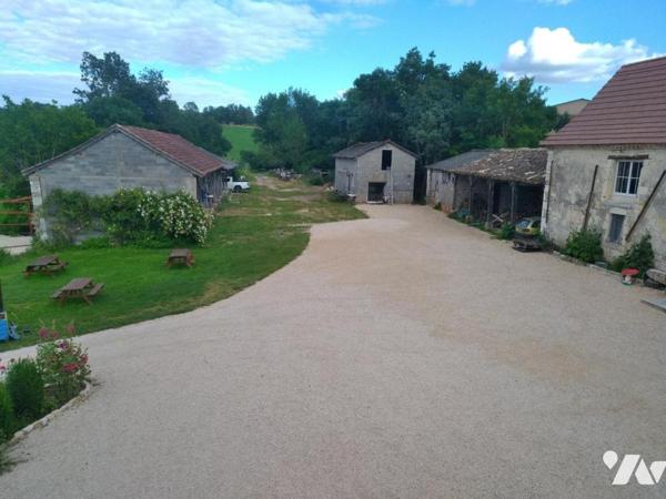 Ensemble immobilier Puylaroque