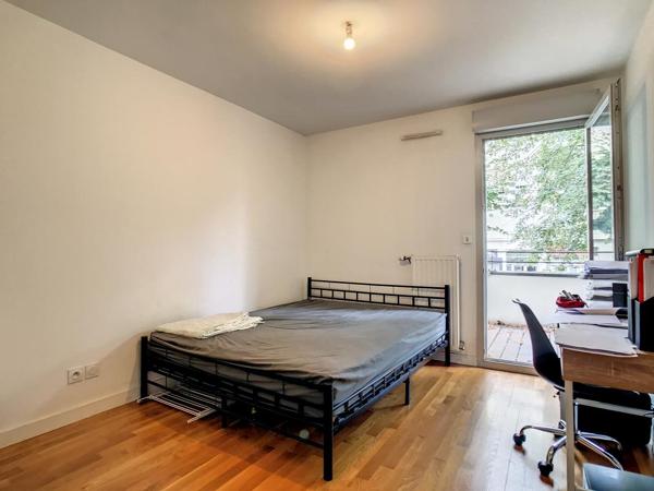 T2 NON MEUBLE – 41 m2 – BALCON – GARAGE – 69008 LYON