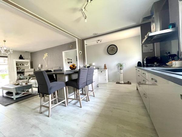 Maison Saint Jean D Illac 5 pièce(s) 123 m2
