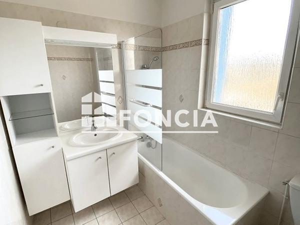 Location Appartement 3 pièces 78.6 m² - 34 BIS RUE DE FRESCATY Montigny Les Metz 57950