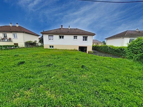 Maison
         4 pièces
        - 87 m² 199 000 € *