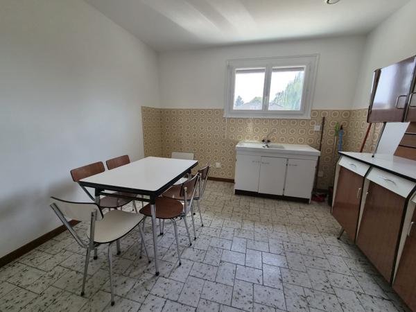 Maison
         4 pièces
        - 87 m² 199 000 € *