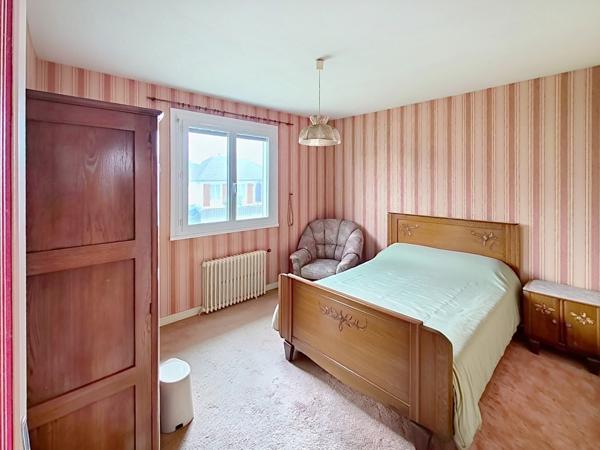 Maison
         4 pièces
        - 87 m² 199 000 € *