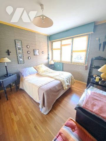 PARC VERDIGNE - AU CALME - VUE DEGAGEE ET VERDOYANTE
Appartement au 4ème étage avec ascenseur ...