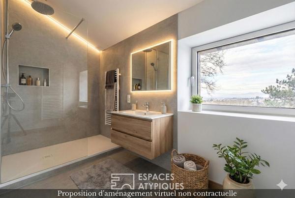 Appartement rénové en dernier étage