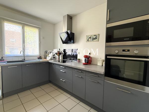 Maison 4 pièce(s) 3 chambre(s) 99 m²
