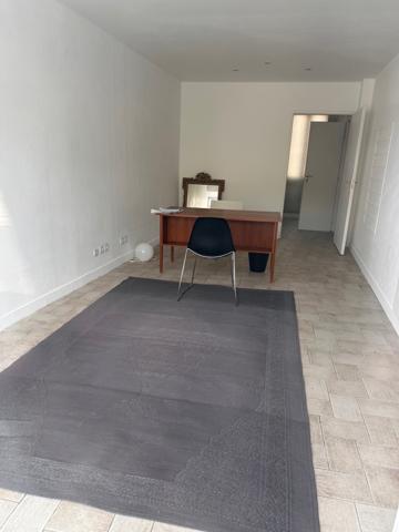 Maison  6 pièce(s)  3 chambre(s)  145 m²