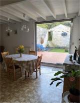 Maison  6 pièce(s)  3 chambre(s)  145 m²