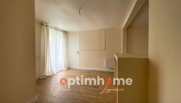 Maison 5 pièces sur terrain 7,7 ares à Bertrange(57)