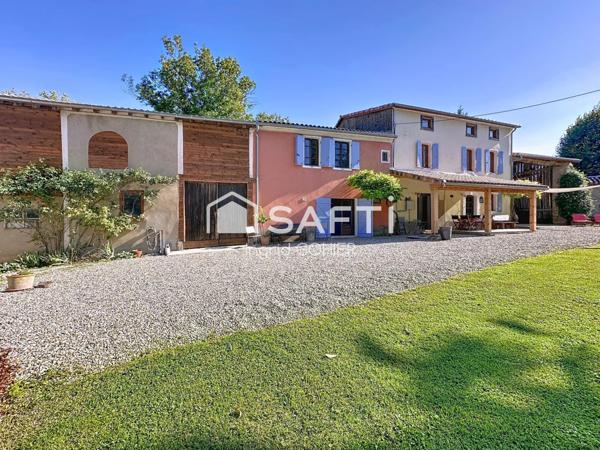 Propriété avec Gîte, Piscine, Dépendances, 1,5 ha de Bois