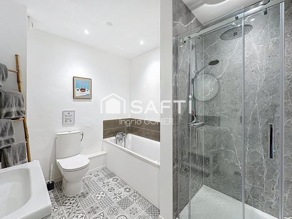 Propriété avec Gîte, Piscine, Dépendances, 1,5 ha de Bois