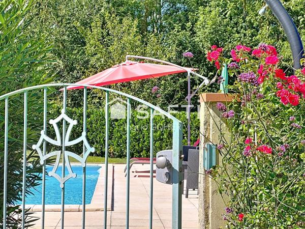 Propriété avec Gîte, Piscine, Dépendances, 1,5 ha de Bois