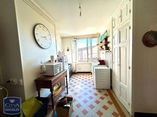 Appartement à louer 5 pièces 117.31m²