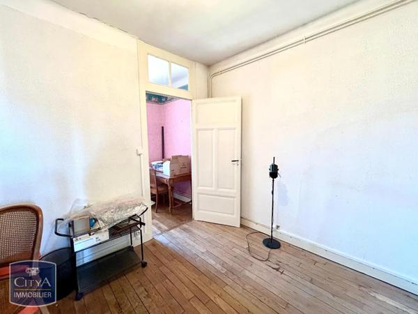Appartement à louer 5 pièces 117.31m²