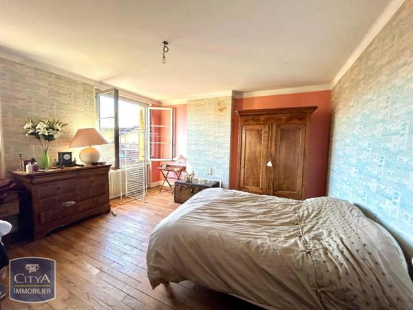 Appartement à louer 5 pièces 117.31m²