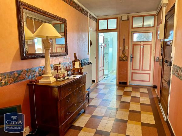 Appartement à louer 5 pièces 117.31m²