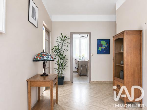 Maison (prestige) à vendre 7 pièces 146 m² Le Mesnil-le-Roi