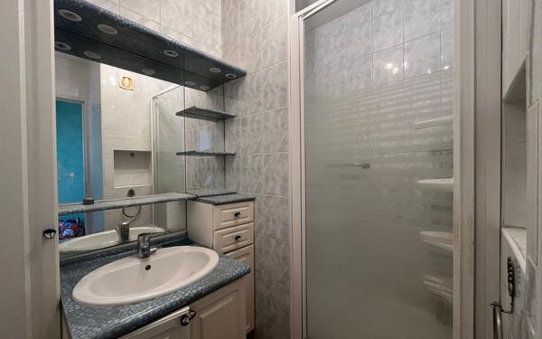 Appartement à vendre    3 pièces • 75,94 m2 Avignon