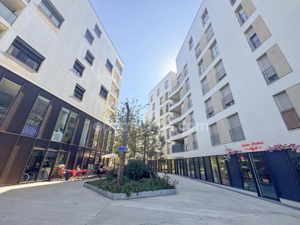 NANTES EST 44300 - NANTES ERDRE - PENTHOUSE D’EXCEPTION - TERRASSE - JARDIN - VUE DEGAGEE - SANS VIS A VIS - CAVE - DPE B 2024 - PMR