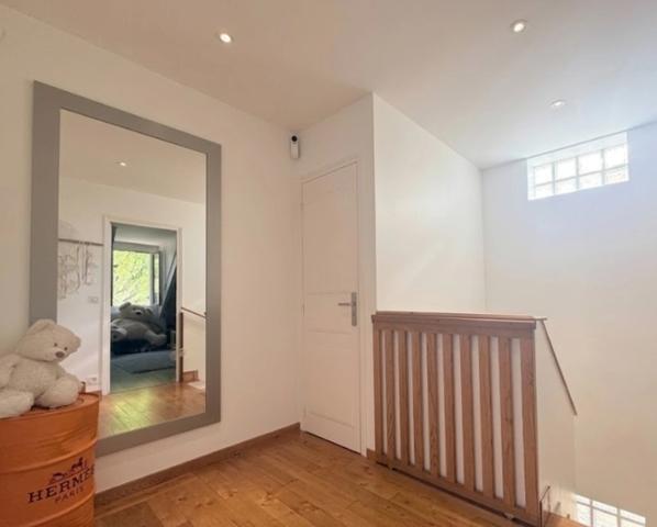 Dpt  (93), à vendre  maison P7 de 125 m² - Terrain de 370,00 m²