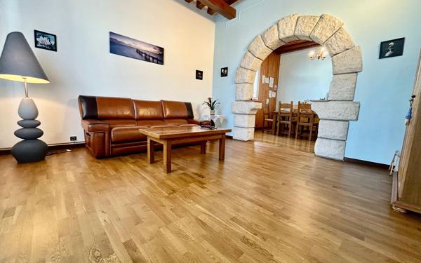 Maison à vendre    3 pièces • 136,44 m2 Coulommiers