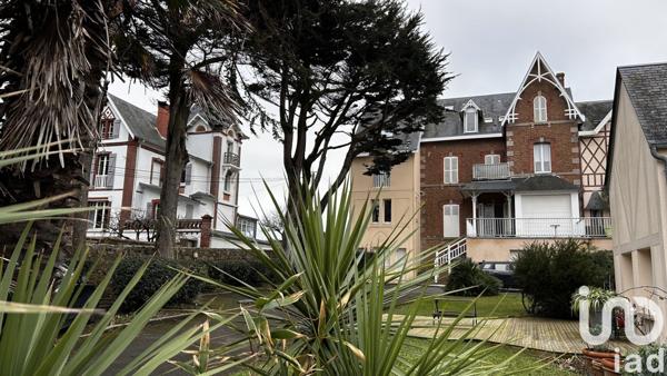 Appartement 3 pièces de 75 m² à Saint-Pair-sur-Mer (50380)