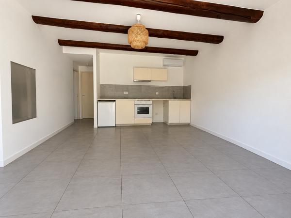 APPARTEMENT T 2 REZ DE CHAUSSÉE MONTEUX