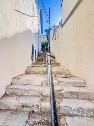 Marseille (13007) T2/3 terrasse à l’étage d’une bastide du Roucas Blanc