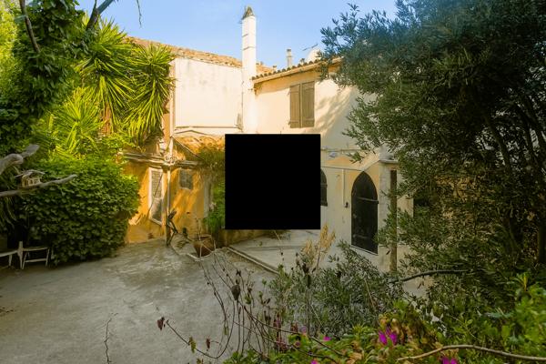 Marseille (13007) T2/3 terrasse à l’étage d’une bastide du Roucas Blanc