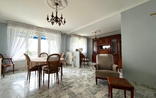 Appartement à vendre    3 pièces • 80,16 m2 Niort