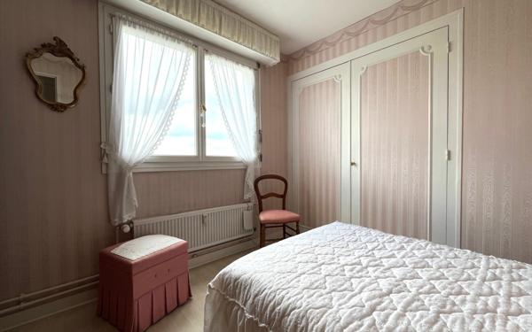 Appartement à vendre    3 pièces • 80,16 m2 Niort