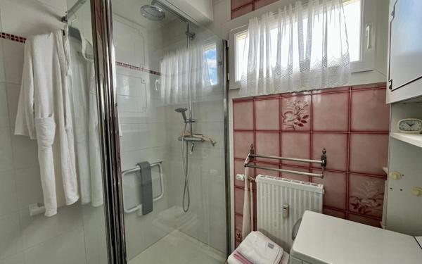 Appartement à vendre    3 pièces • 80,16 m2 Niort