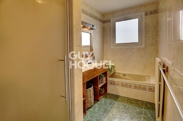 Maison familiale de caractère – 170 m² – Terrain arboré de 1 173 m² – Saint-Alban-de-Roche