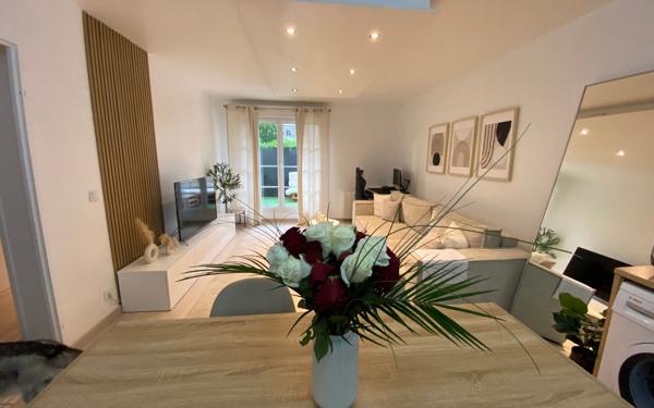 Appartement à vendre    2 pièces • 41,69 m2 Cergy