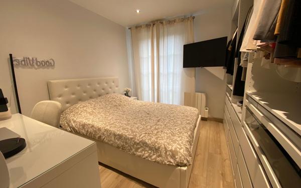 Appartement à vendre    2 pièces • 41,69 m2 Cergy