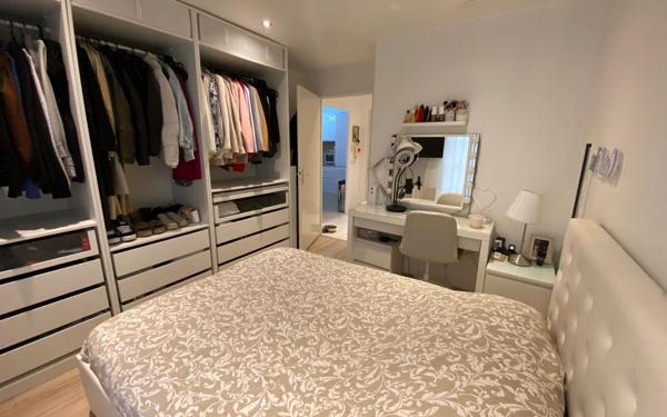 Appartement à vendre    2 pièces • 41,69 m2 Cergy