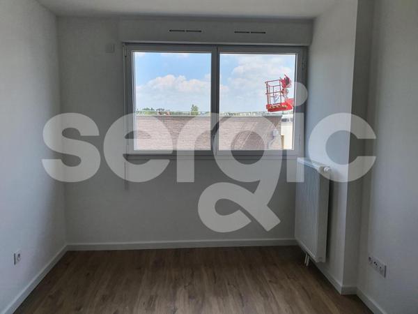 Location 2 Pieces 34 80000 Amiens 25 1481 02 0043