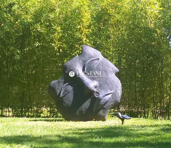 Demeure du XVIIIème à 15 kms de Cahors, sur 1,4 ha au cur du parc régional des causses du Quercy, CAHORS